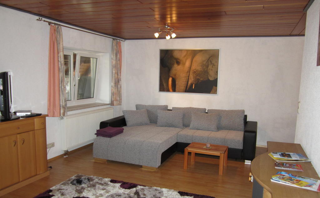 Ferienwohnung Sabine Obergessertshausen Room photo